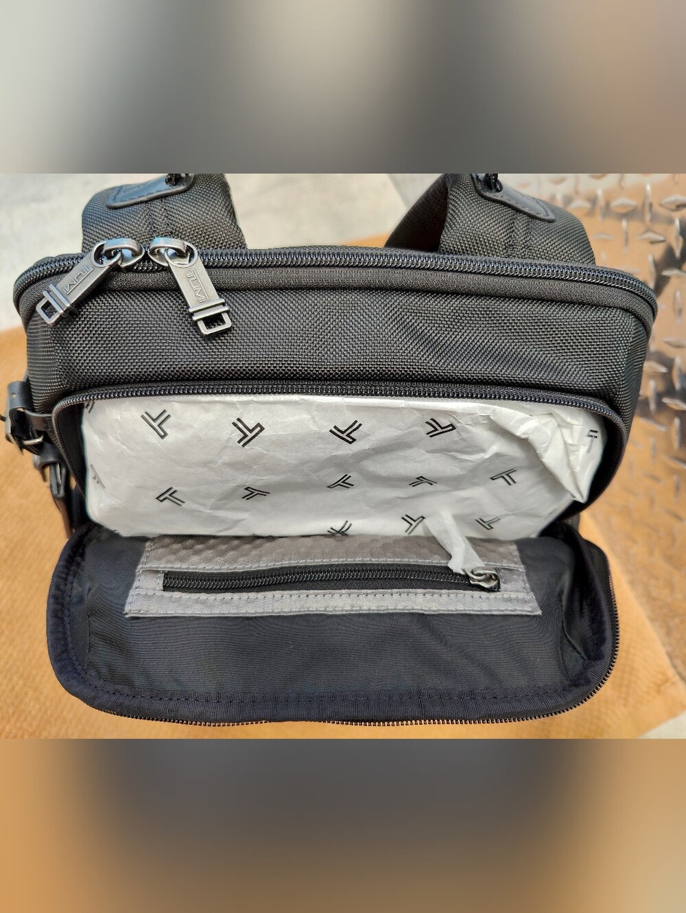 ✨NWT Tumi Fremont Parrish Backpack (Black) FREE SHIPPING!!! - Picture 6 of 11